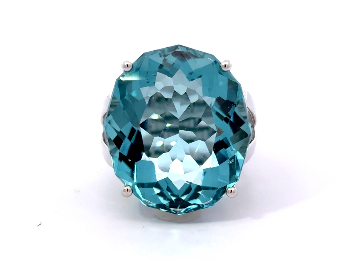 Quartz Ring